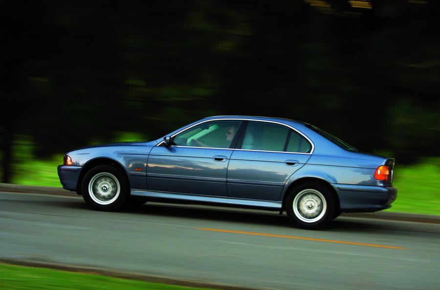  BMW 5-Series 2001 года  (фото 7 из 33)